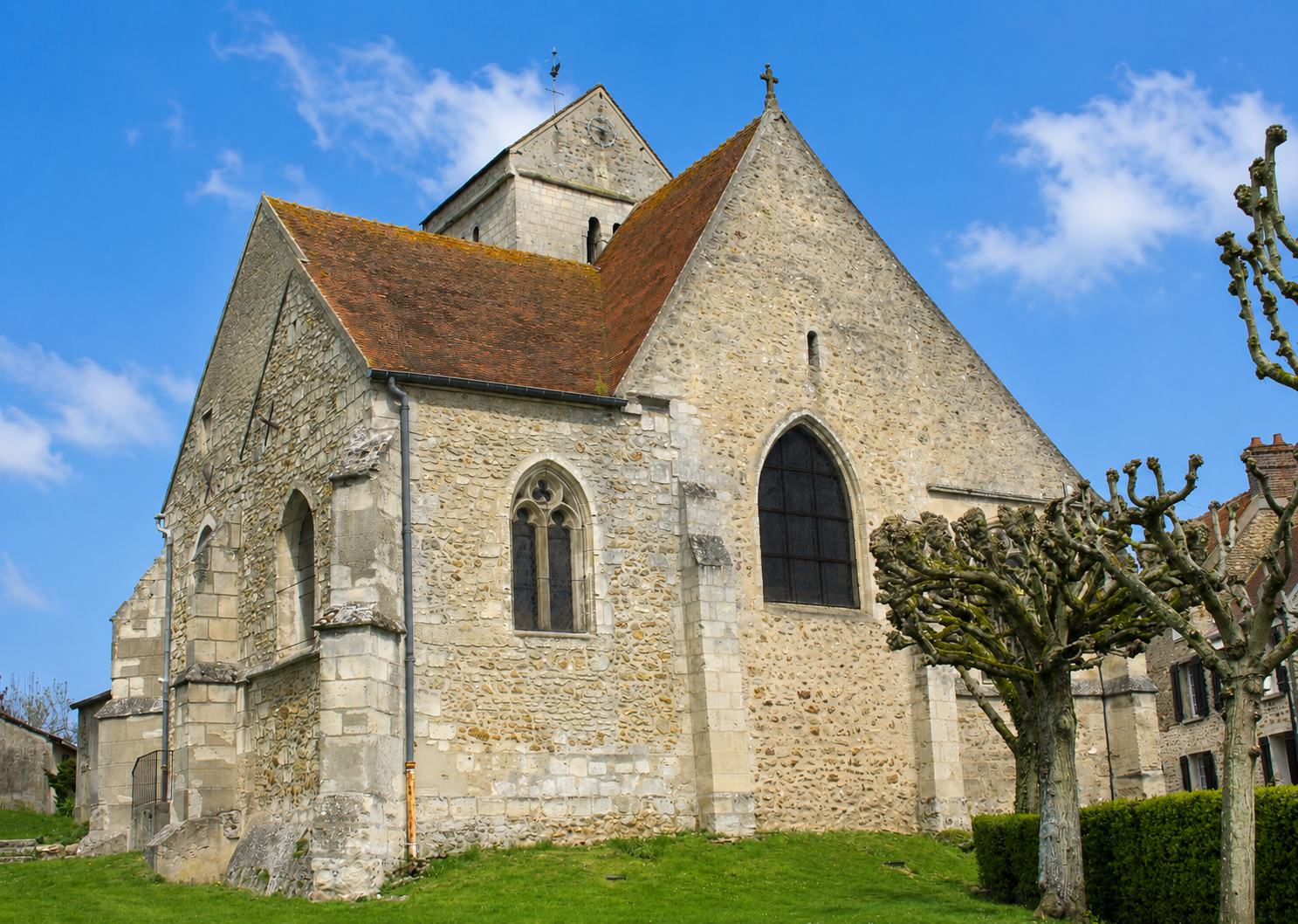 L'église Saint-Aignan d'Arthies