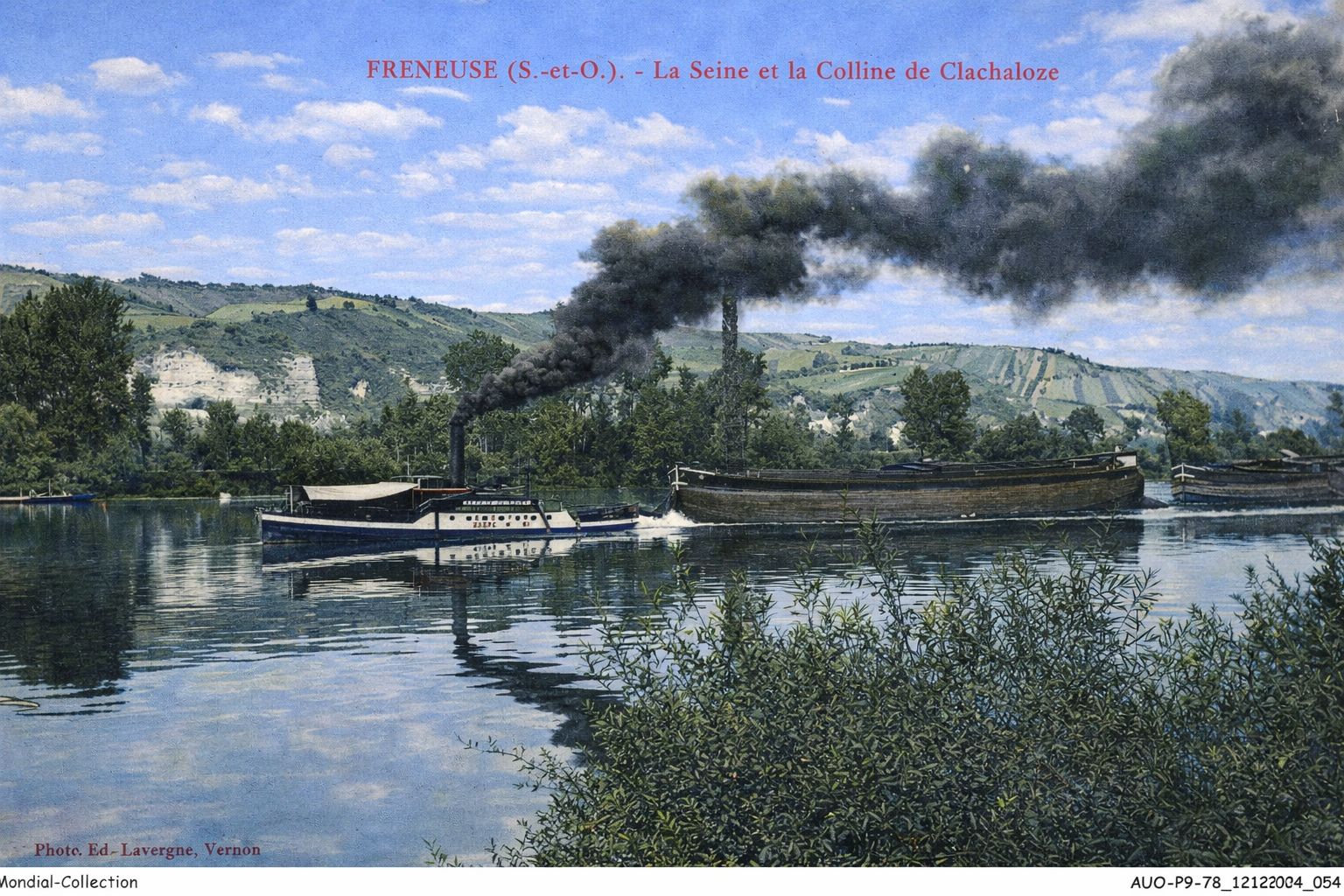 CPA-Clachaloze-vue-depuis-Freneuse-bateau-vapeur